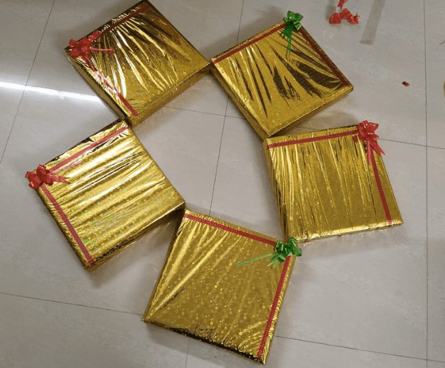 Gift Wrapping