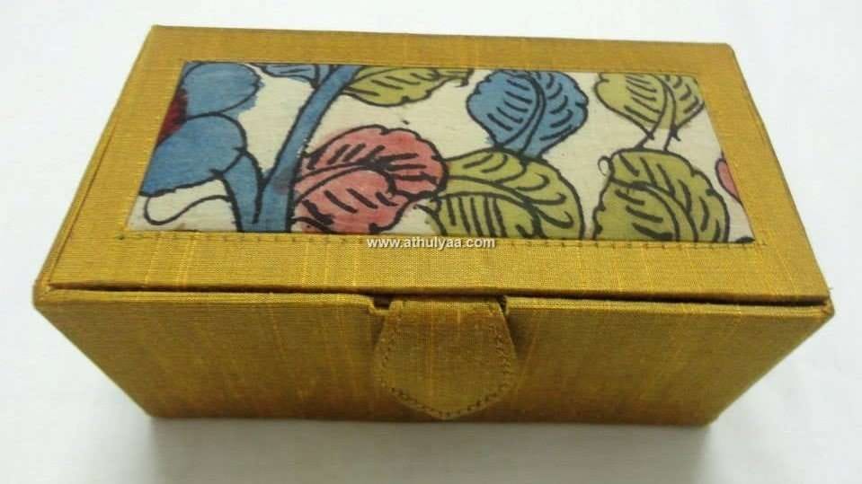 Kalamkari Bangle Box