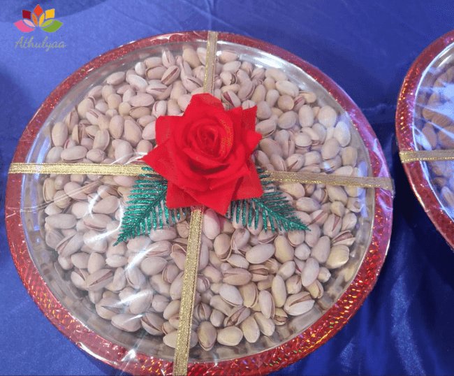 Seer varisai Plate Decoration with Net wrap