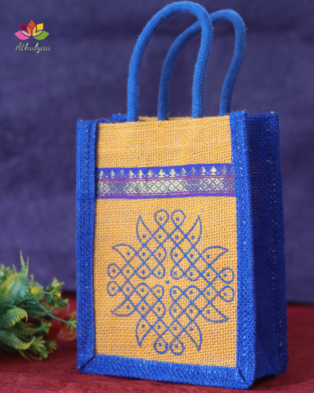 Mini Jute Bag With Zari Kolam Print