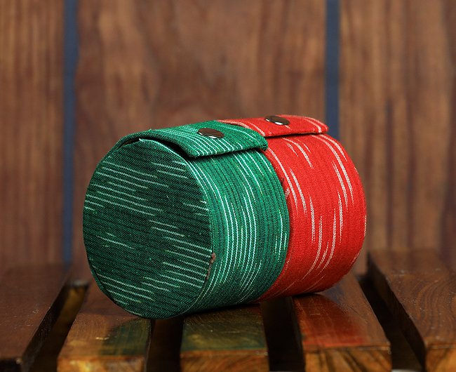 Mini Bangle box with Ikkat print