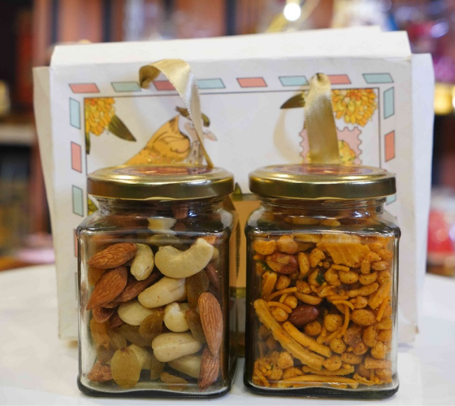 Simple Snack Hamper