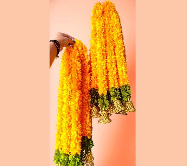 Gajra Hanging with Bells
