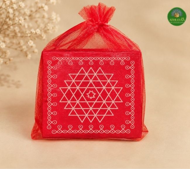 Mini Kolam Peedam
