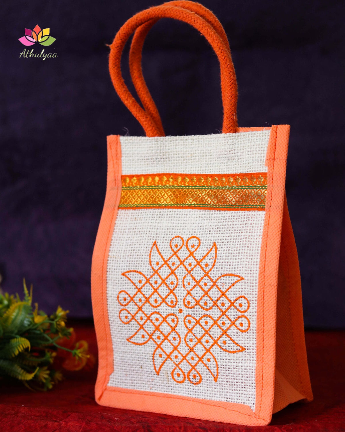 Mini Jute Bag With Zari Kolam Print