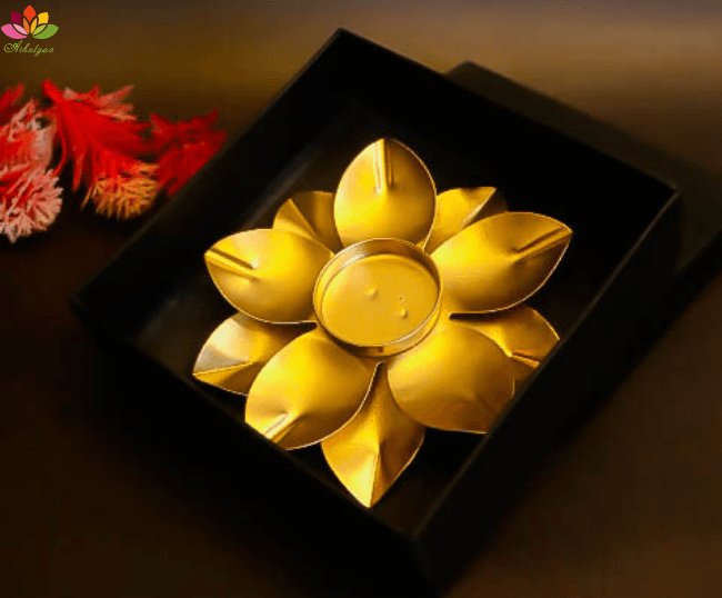 Lotus T light Holder