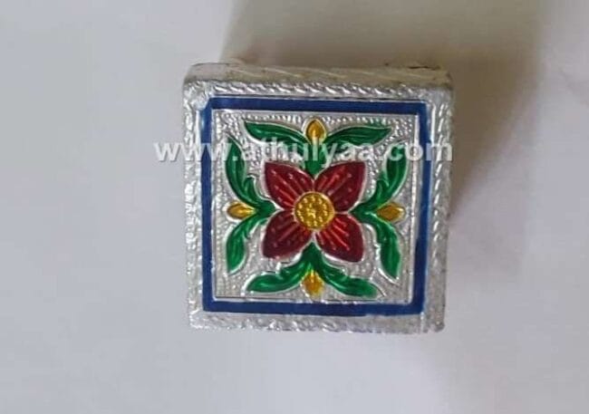 Meenakari Chowki/Manai