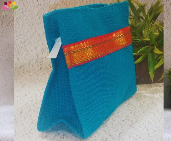 Jute toiletry purse