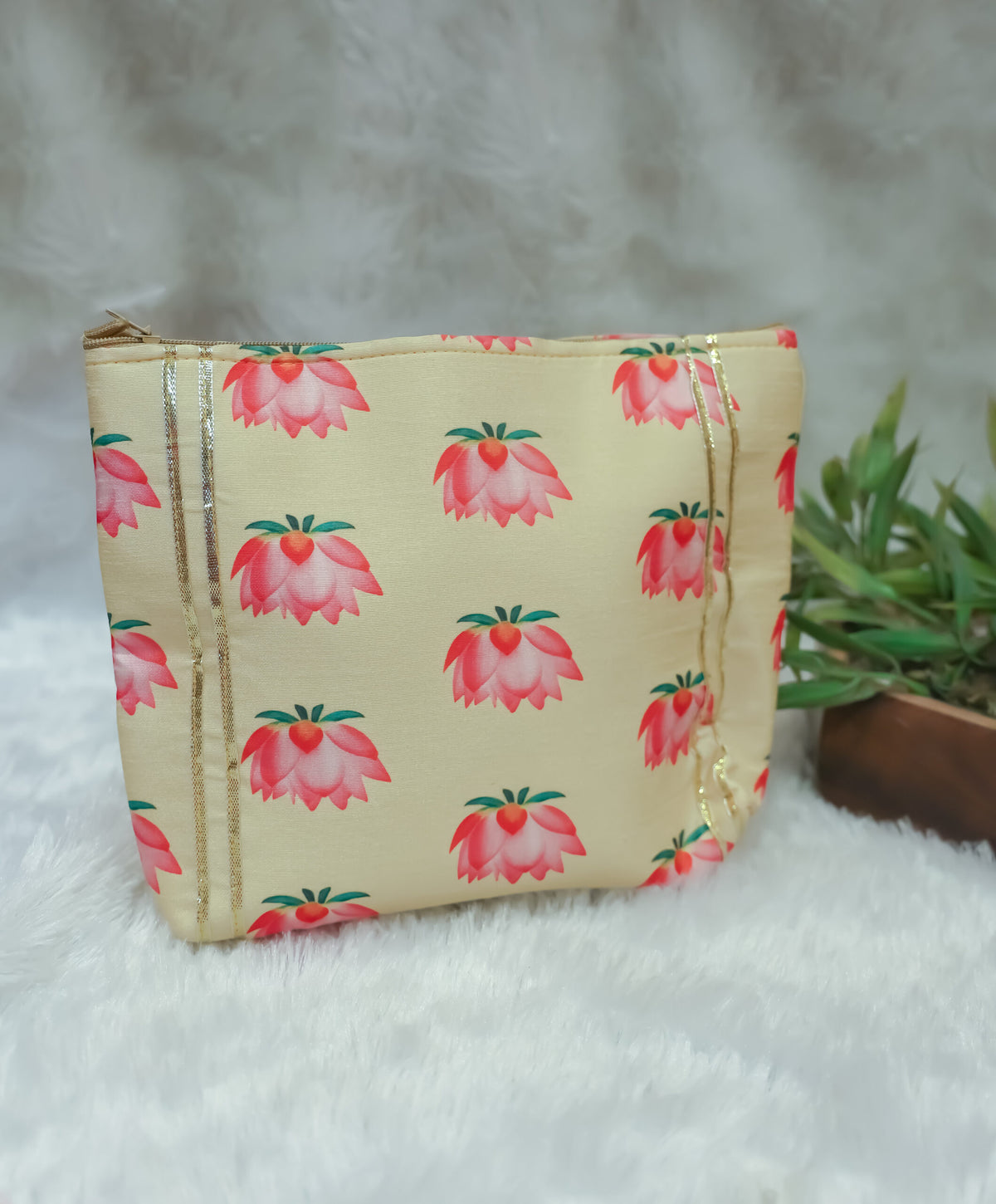 Toiletry holder purse