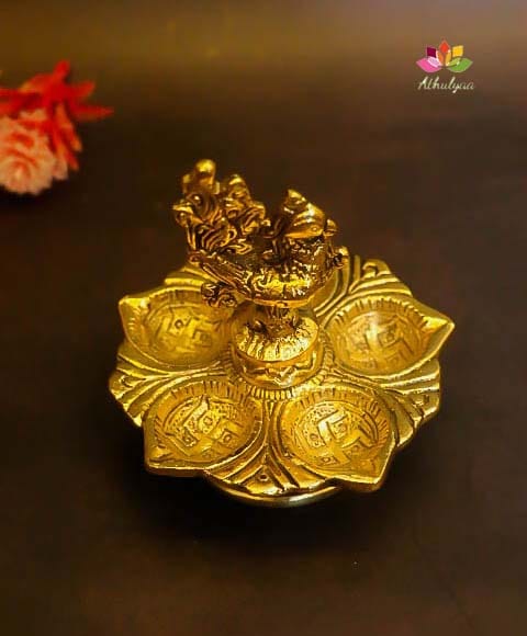 Annapakshi Panchamukhi Diya