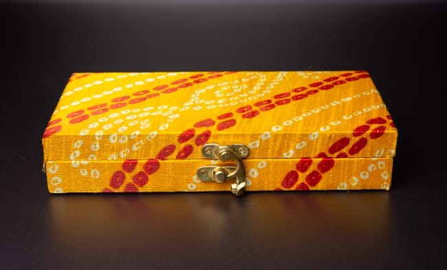 Bandhej Cash box