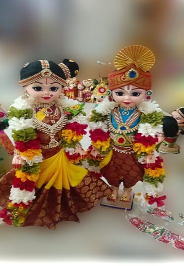 Aandal Krishna Doll