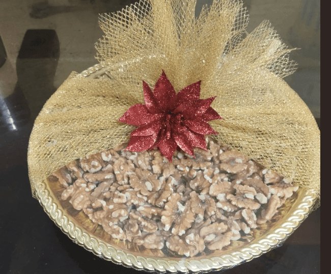 Seer varisai Plate Decoration with Net wrap