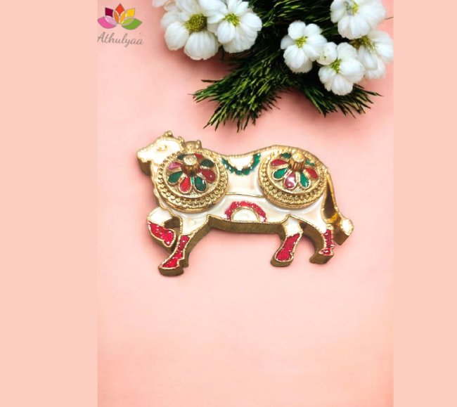 Pichwai Cow Kumkum box