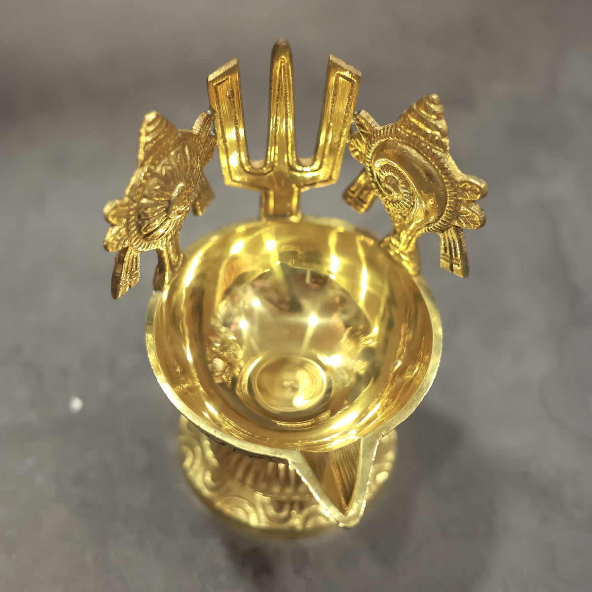Brass Traditional Diya with Shankh Chakra Naamam