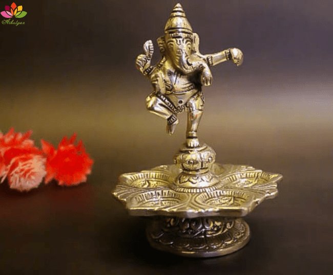 Dancing Narthana Ganesh Panchamukhi Diya