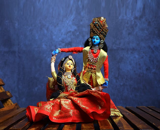 Dancing Radha Krishna Set