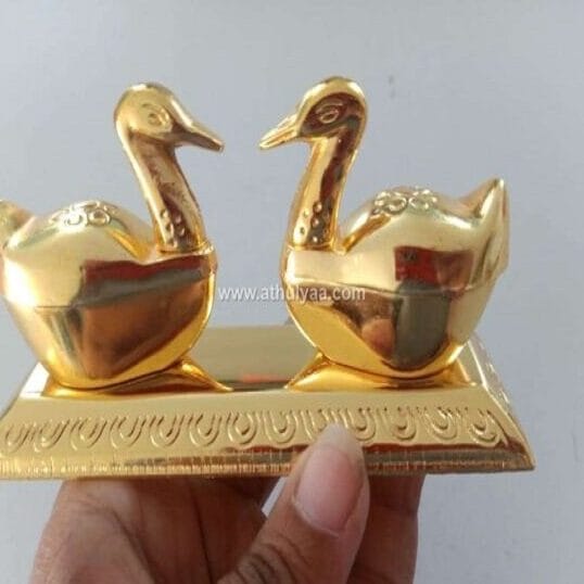 Double swan kumkum box