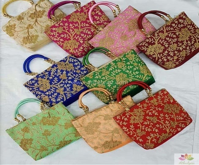 Floral embroidered bag