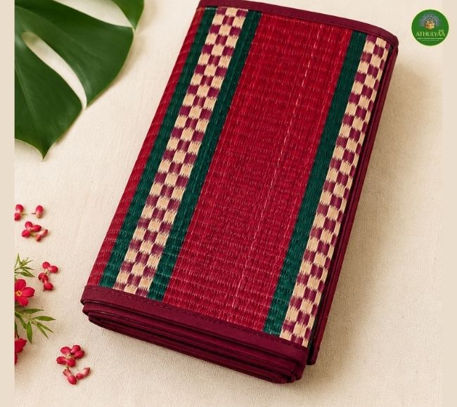 Foldable travel friendly Pattu paai with couple names