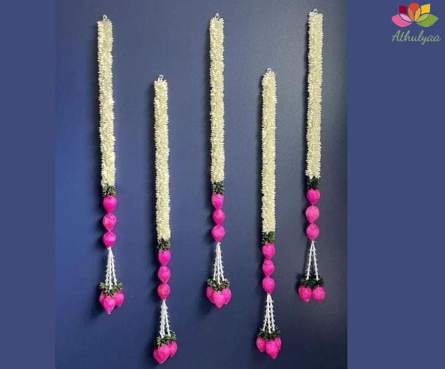 Gajra Hanging with Lotus Buds -Set of 5