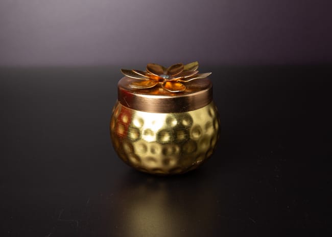 Hammered copper matki with lid