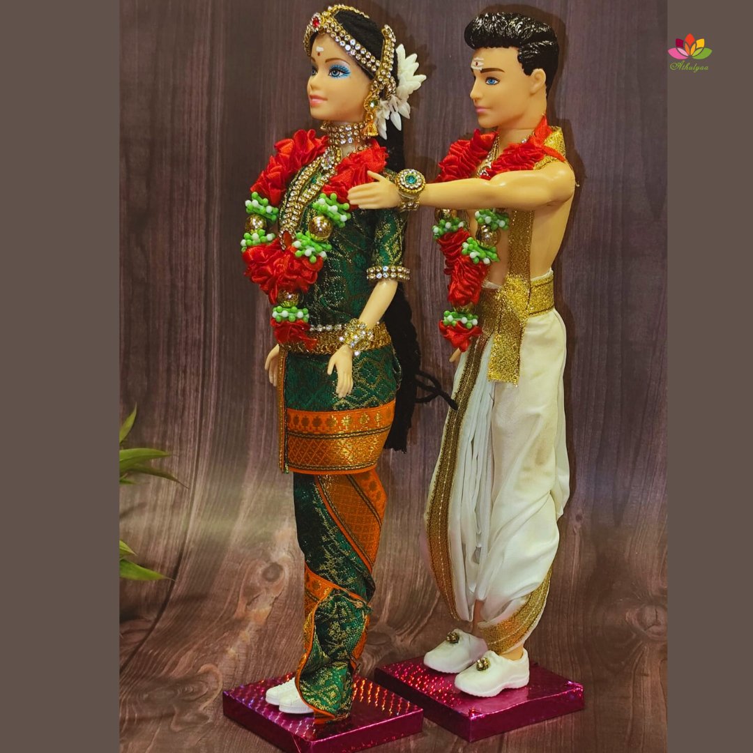 Iyer Style Wedding Couple Dolls with base