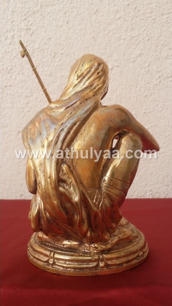 Maha Periyava Statue
