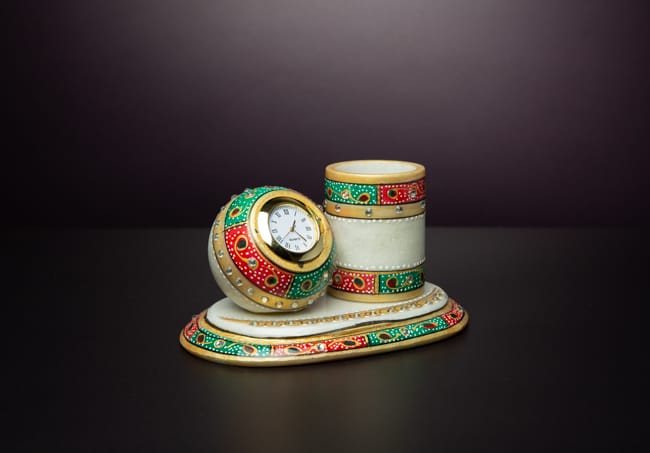 Marble clock with pen stand