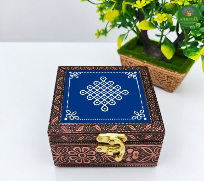 Meenakari Oxidized Kolam Jewel Box