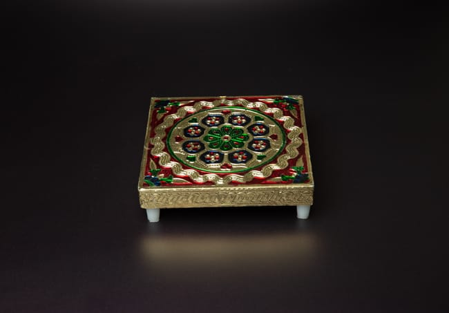 Meenakari Chowki/Manai
