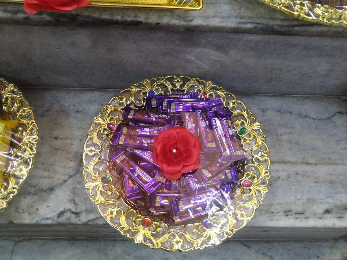 Seervarisai Thattu Plate sheet packaging with bow