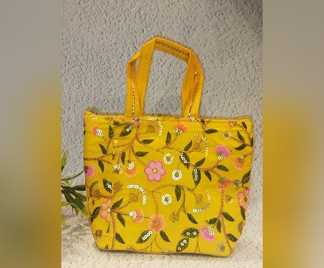 Sequins embroidery bag