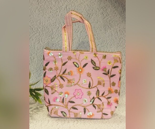 Sequins embroidery bag