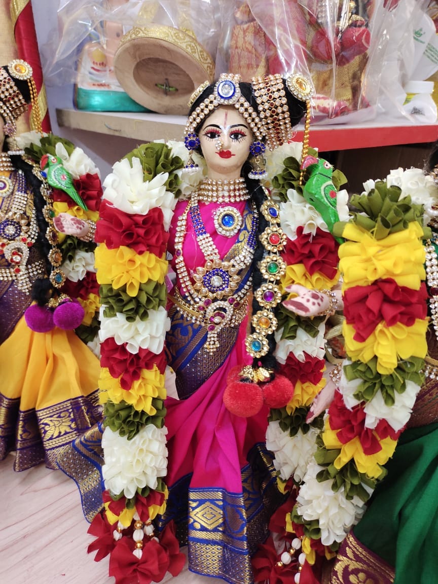 Sriandal Dolls