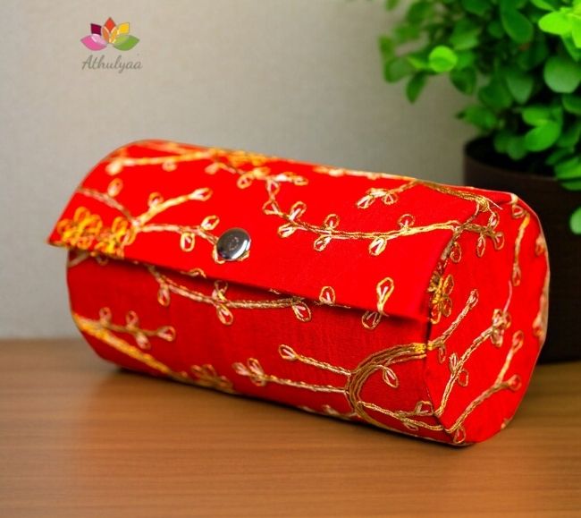 Embroidered Bangle Box-medium