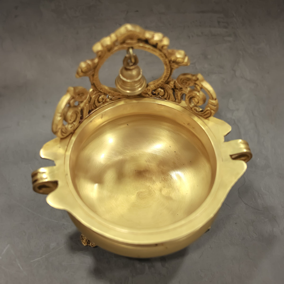 Majestic Brass Urli