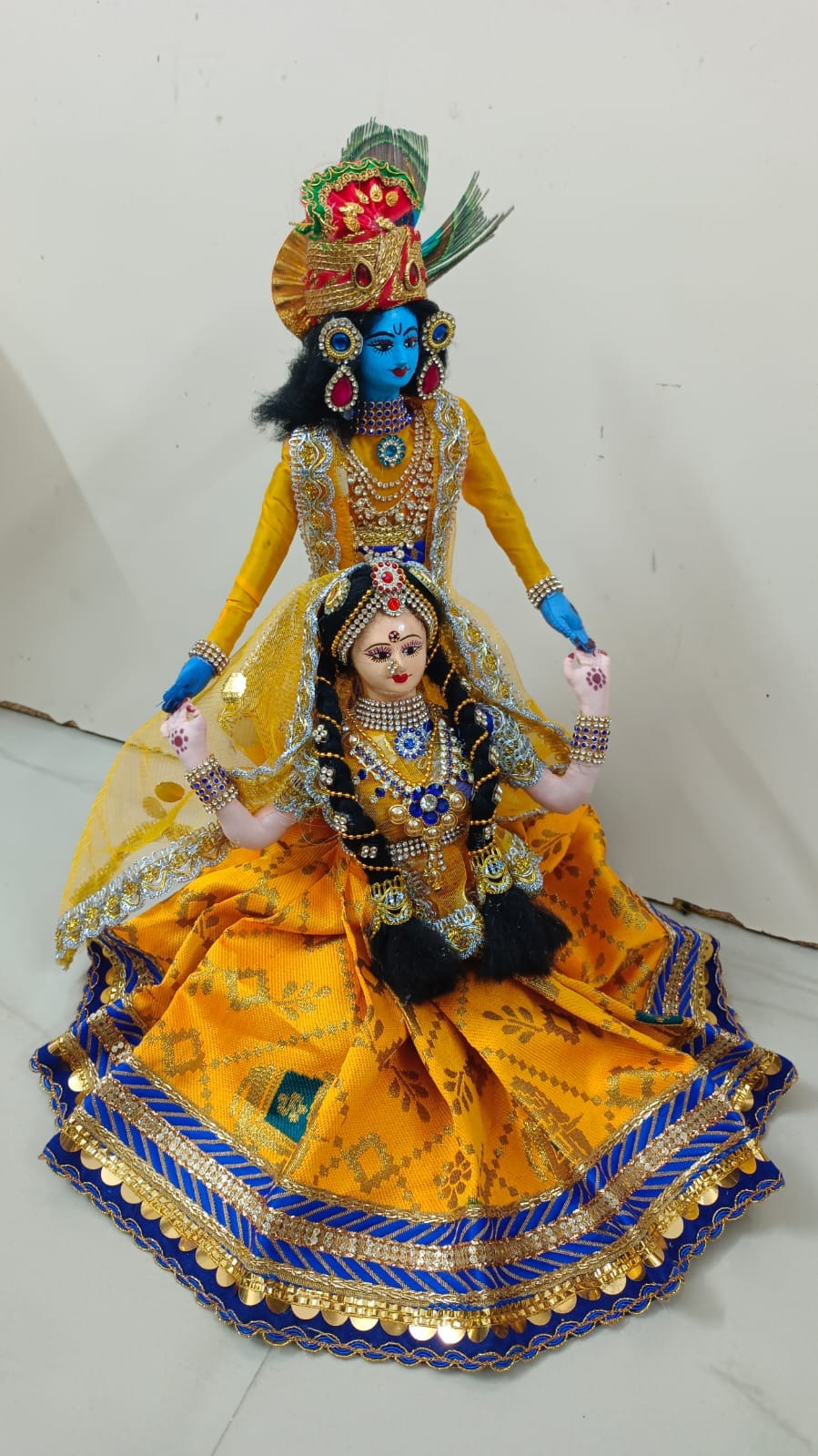 Dancing Radha Krishna Set