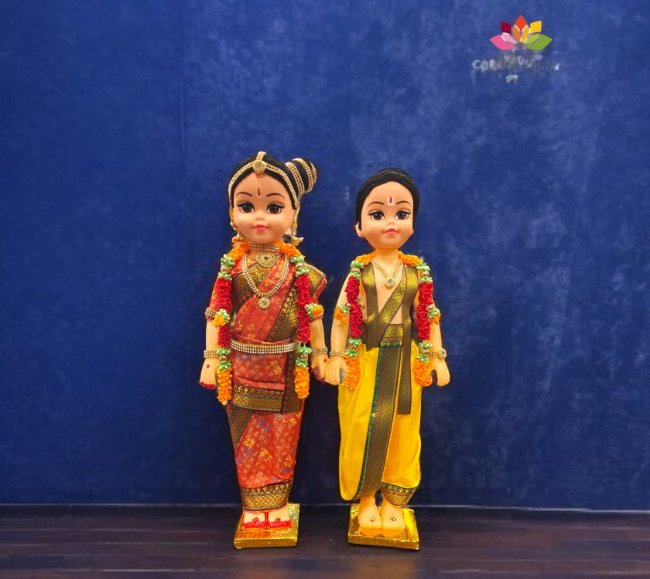 Iyengar Style Wedding Couple Dolls with base