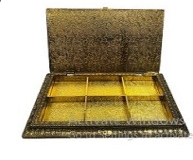 Velvet Rajwadi dry fruit box- big