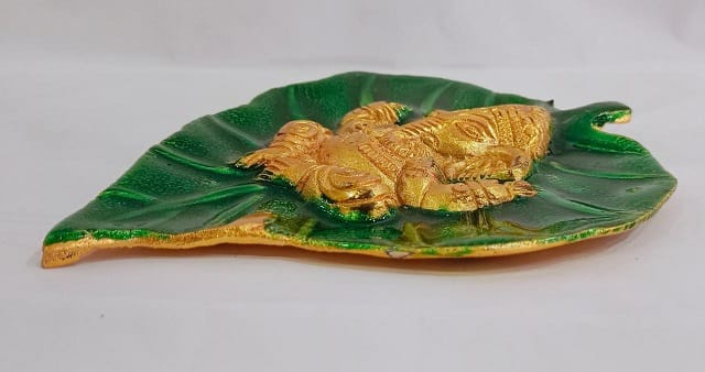 Ganesha on peepal Leaf wall hanging