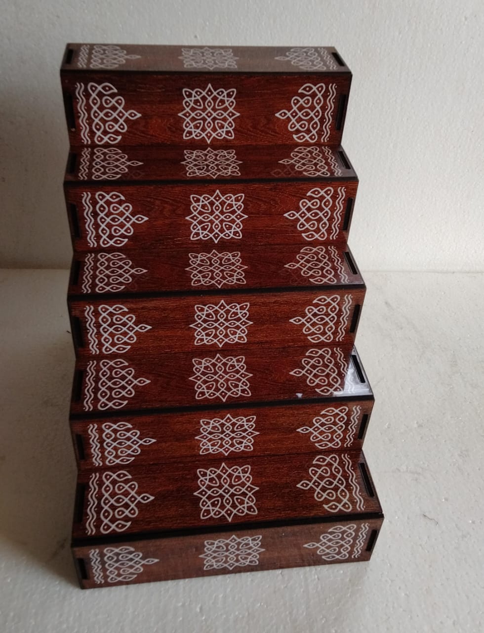Pichwai Kolam Golu Padi - 5 steps
