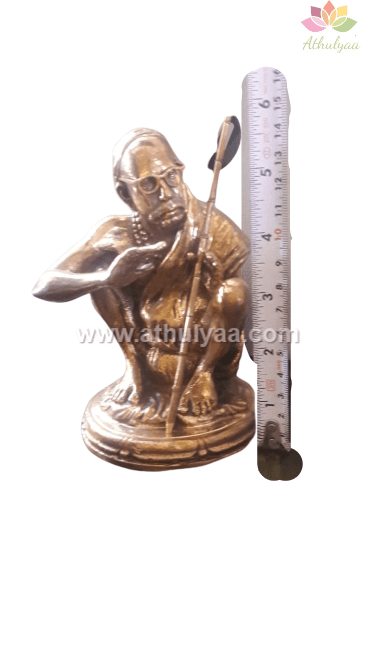 Maha Periyava Statue