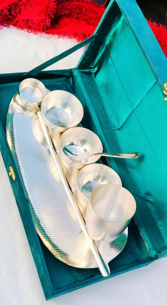 German silver banana leaf design Dinner set