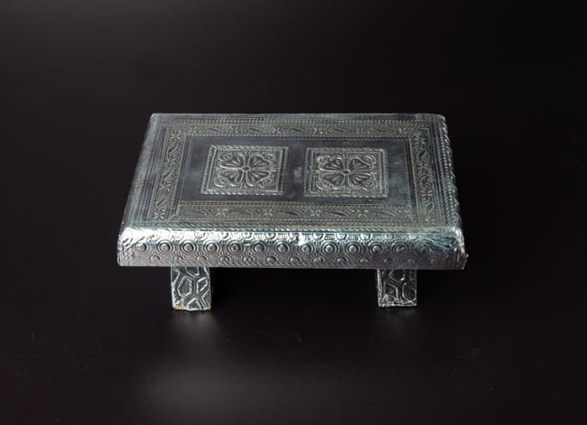 Silver foil Chowki/Manai