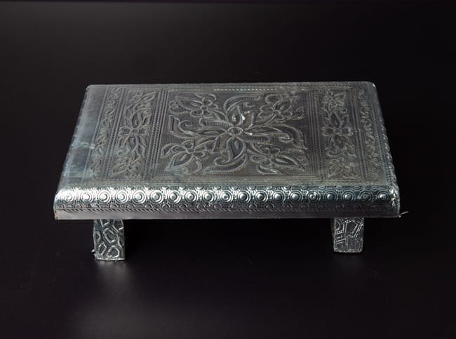 Silver foil Chowki/Manai