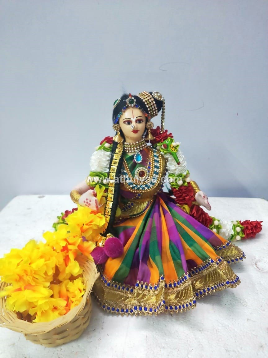 Sitting Aandal Doll Making Garland