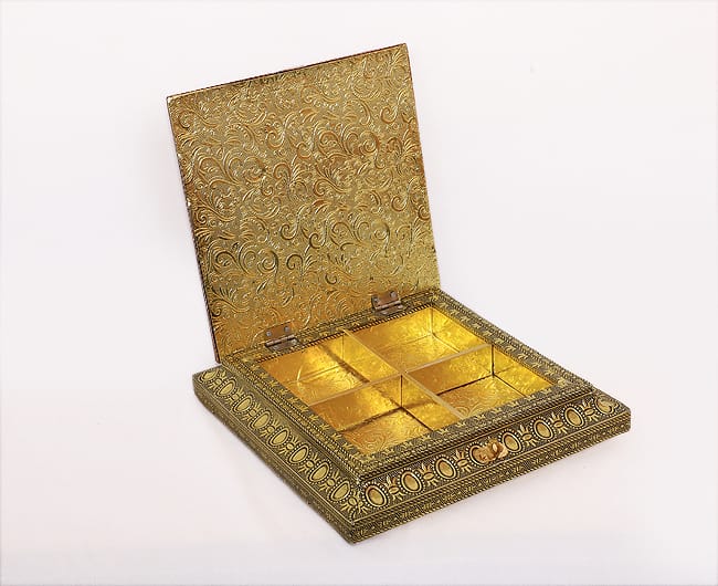 Velvet Rajwadi Dry fruit box
